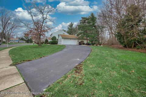 36 Mistletoe Dr, Matawan, NJ 07747 photo 6