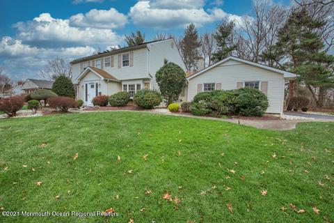 36 Mistletoe Dr, Matawan, NJ 07747 photo 4