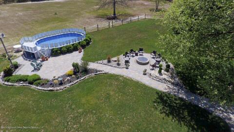 35 Walker Ln, Waretown, NJ 08758 photo 6