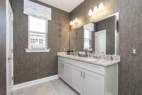 52 Woodside Ln, Whiting, NJ 08759 photo 15