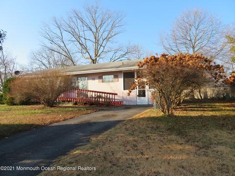 744 Midstreams Rd, Brick, NJ 08724 photo 1