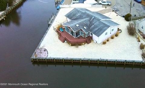305 Nora Ct, Forked River, NJ 08731 photo 6