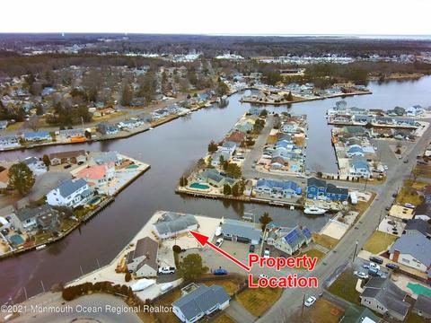 305 Nora Ct, Forked River, NJ 08731 photo 3