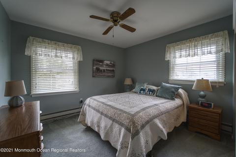 305 Nora Ct, Forked River, NJ 08731 photo 19
