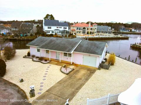 305 Nora Ct, Forked River, NJ 08731 photo 2