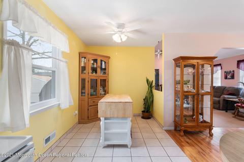 96 Solar Dr, Brick, NJ 08724 photo 17