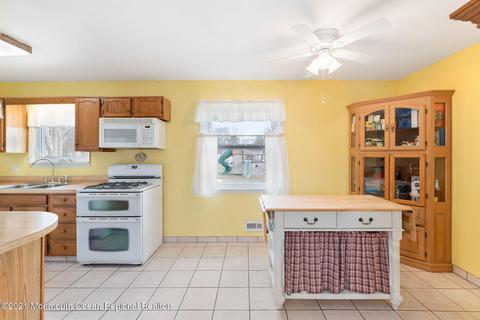 96 Solar Dr, Brick, NJ 08724 photo 10