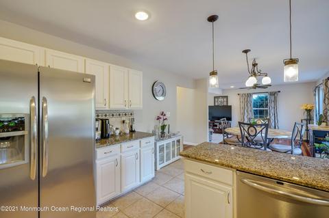 7 Jhan Dr, Jackson, NJ 08527 photo 4