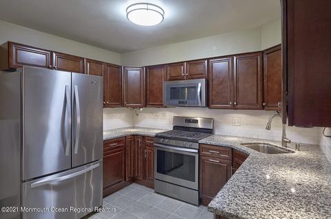 140 Pendleton Pl, Old Bridge, NJ 08857 photo 5