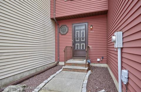 140 Pendleton Pl, Old Bridge, NJ 08857 photo 3