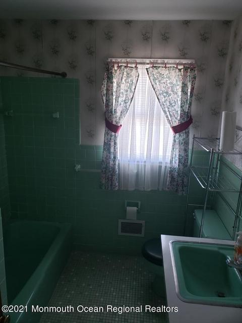 668 Fairview Ln, Forked River, NJ 08731 photo 9