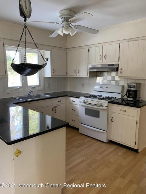 1015 Cedar Ln, Brielle, NJ 08730 photo 5