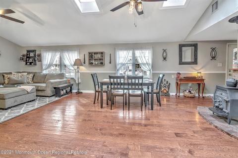 412 Conifer Dr, Forked River, NJ 08731 photo 9