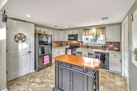 412 Conifer Dr, Forked River, NJ 08731 photo 15