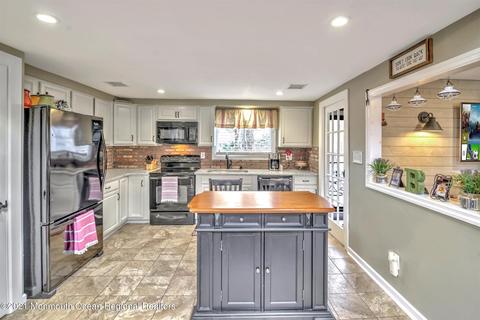 412 Conifer Dr, Forked River, NJ 08731 photo 17