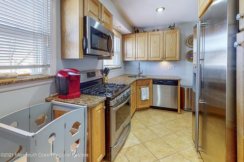 322 B St, Middlesex, NJ 08846 photo 4