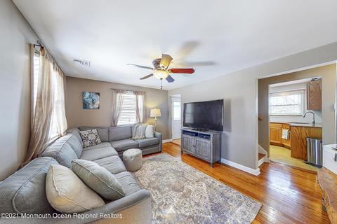 322 B St, Middlesex, NJ 08846 photo 3