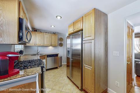 322 B St, Middlesex, NJ 08846 photo 5
