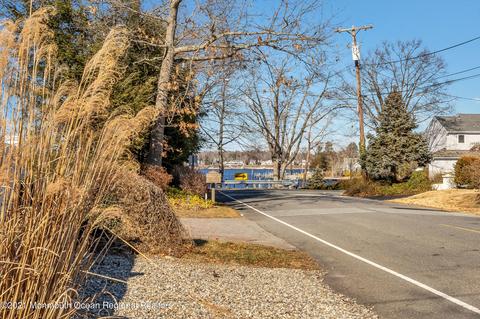 136 Springfield Ave, Pine Beach, NJ 08741 photo 36