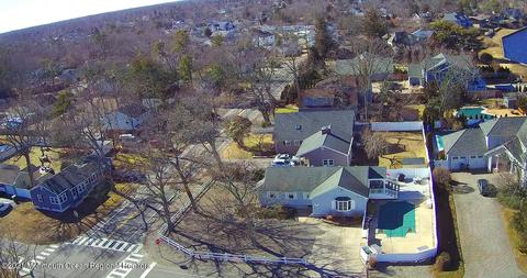 136 Springfield Ave, Pine Beach, NJ 08741 photo 41