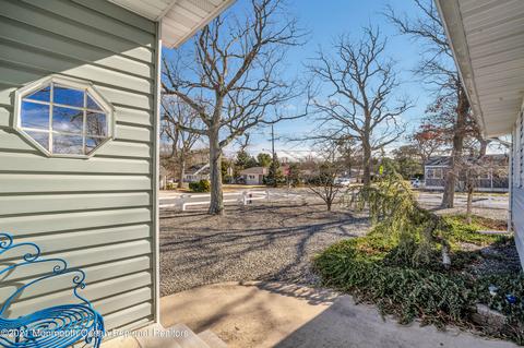 136 Springfield Ave, Pine Beach, NJ 08741 photo 9
