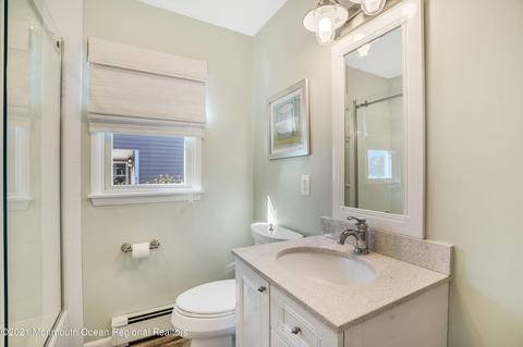 136 Springfield Ave, Pine Beach, NJ 08741 photo 23