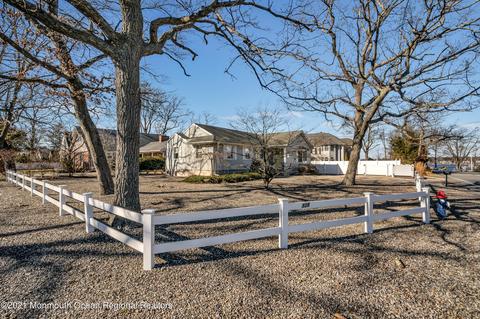 136 Springfield Ave, Pine Beach, NJ 08741 photo 4