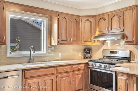 136 Springfield Ave, Pine Beach, NJ 08741 photo 18
