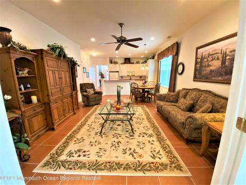 60 Marlow Dr, Jackson, NJ 08527 photo 9