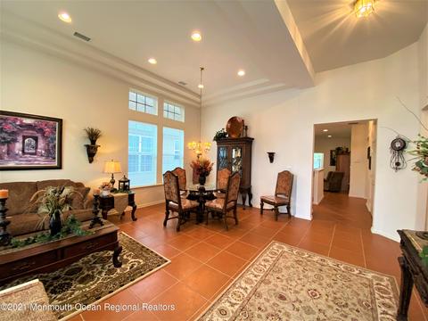 60 Marlow Dr, Jackson, NJ 08527 photo 4