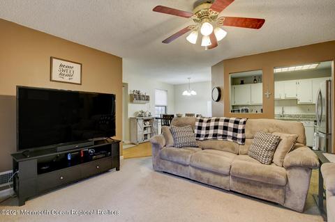 404 Daffodil Dr, Jackson, NJ 08527 photo 8