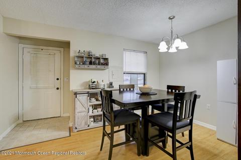 404 Daffodil Dr, Jackson, NJ 08527 photo 3