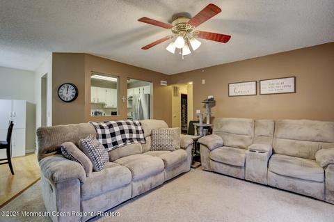 404 Daffodil Dr, Jackson, NJ 08527 photo 7