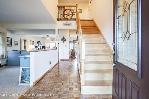 9 Sands Point Rd, Waretown, NJ 08758 photo 6