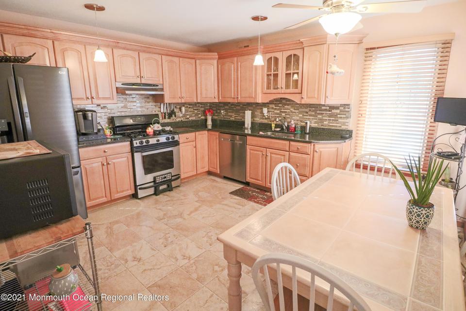  1003 Lighthouse Ln #3DC, Toms River, NJ 08753 photo 5