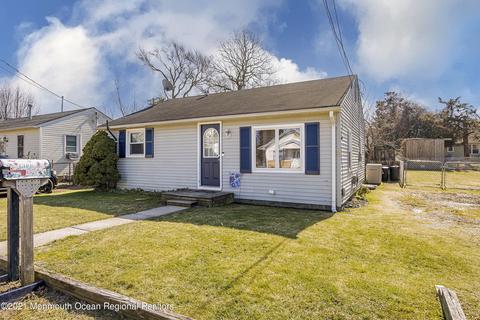 74 Baltic Ave, Waretown, NJ 08758 photo 3