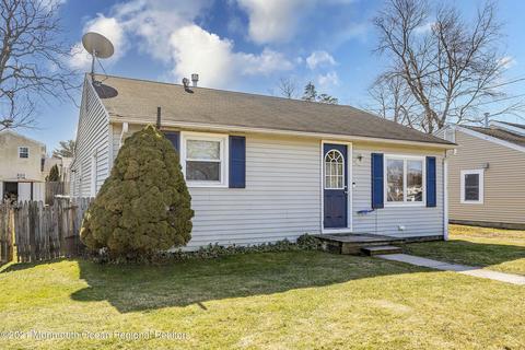 74 Baltic Ave, Waretown, NJ 08758 photo 2