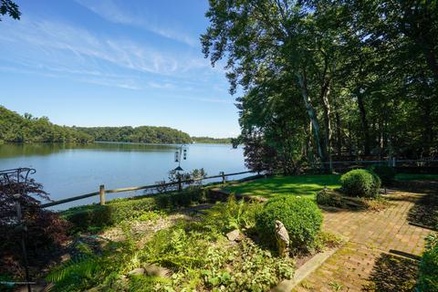 237 Lakeside Ave, Colts Neck, NJ 07722 photo 44