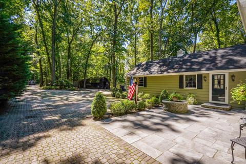 237 Lakeside Ave, Colts Neck, NJ 07722 photo 7