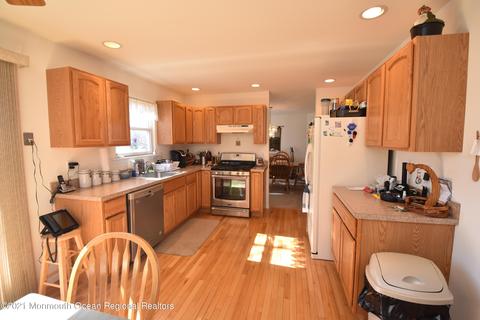 298 16th Ave, Brick, NJ 08724 photo 3