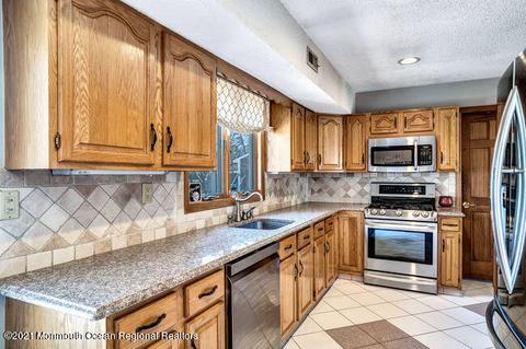 21 Cambridge Dr, Jackson, NJ 08527 photo 18
