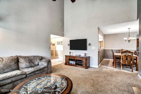 21 Cambridge Dr, Jackson, NJ 08527 photo 46
