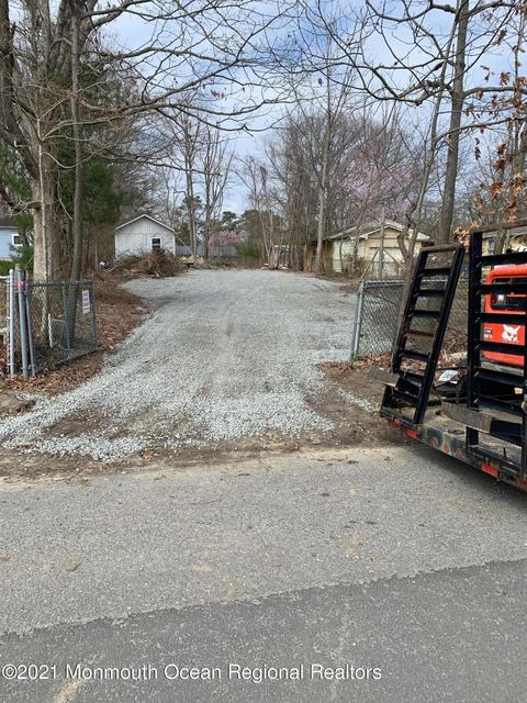 53 E 5th St, Howell, NJ 07731 photo 1