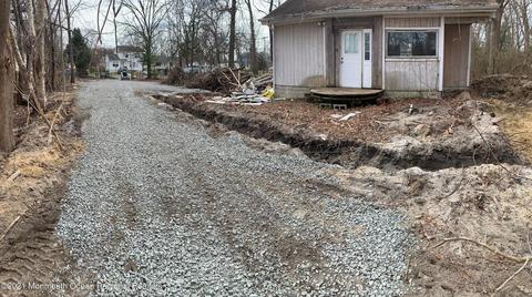 53 E 5th St, Howell, NJ 07731 photo 2