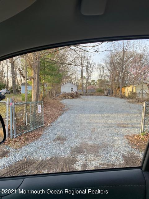 53 E 5th St, Howell, NJ 07731 photo 3