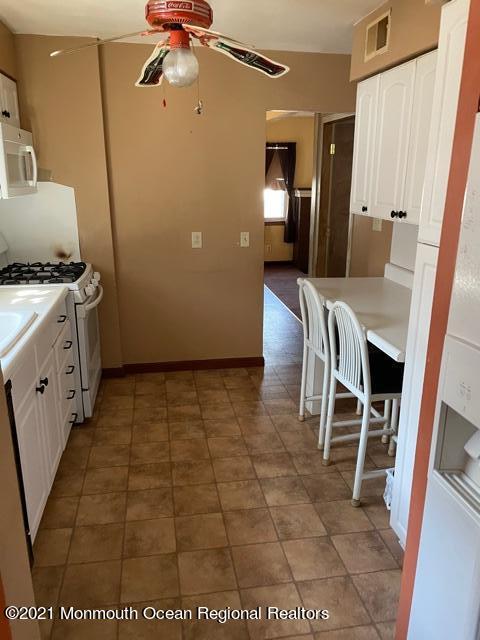 483 Mohawk Dr, Brick, NJ 08723 photo 4