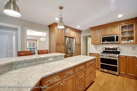 8 Constitution Dr, Leonardo, NJ 07737 photo 15
