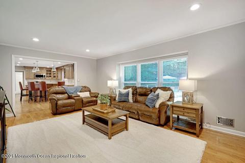 8 Constitution Dr, Leonardo, NJ 07737 photo 12