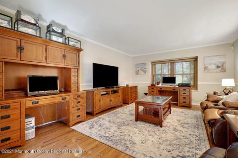 8 Constitution Dr, Leonardo, NJ 07737 photo 6