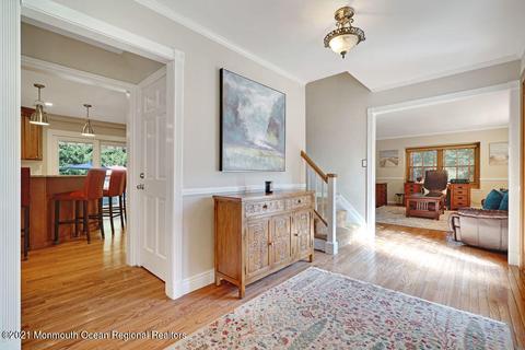 8 Constitution Dr, Leonardo, NJ 07737 photo 5